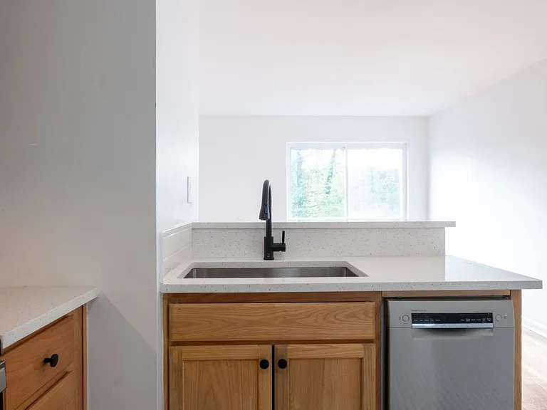 Unit Photo
