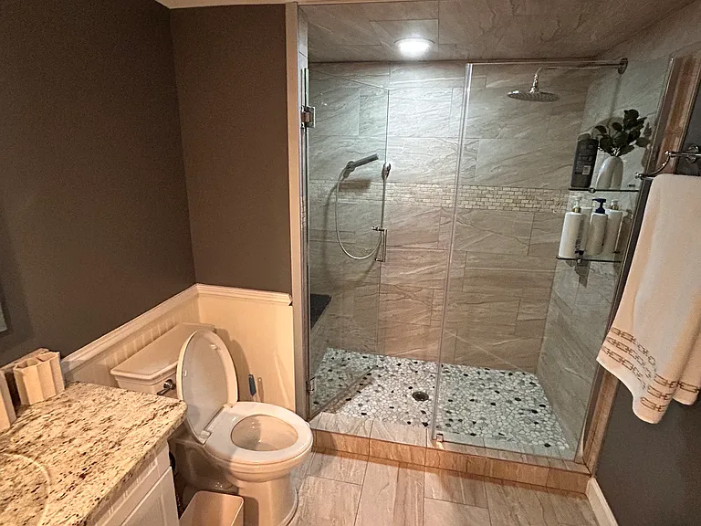 4687 Fowler St — Photo 13