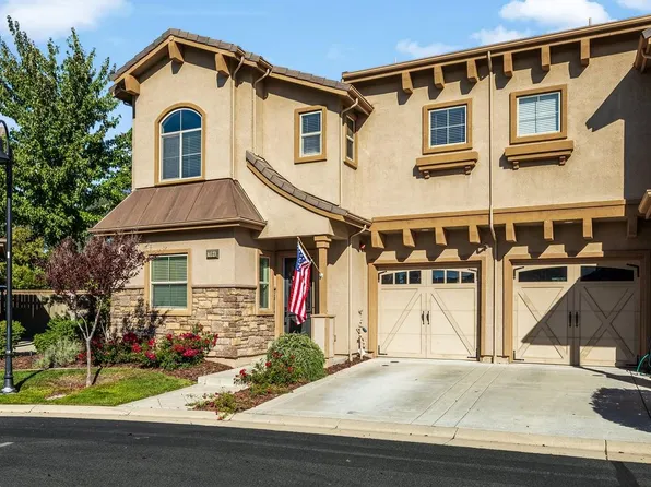 7084 Orchard Cir, Penryn, CA 95663