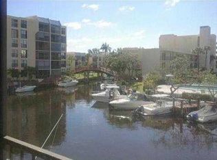 60 Royal Palm Way, Boca Raton, FL 33432