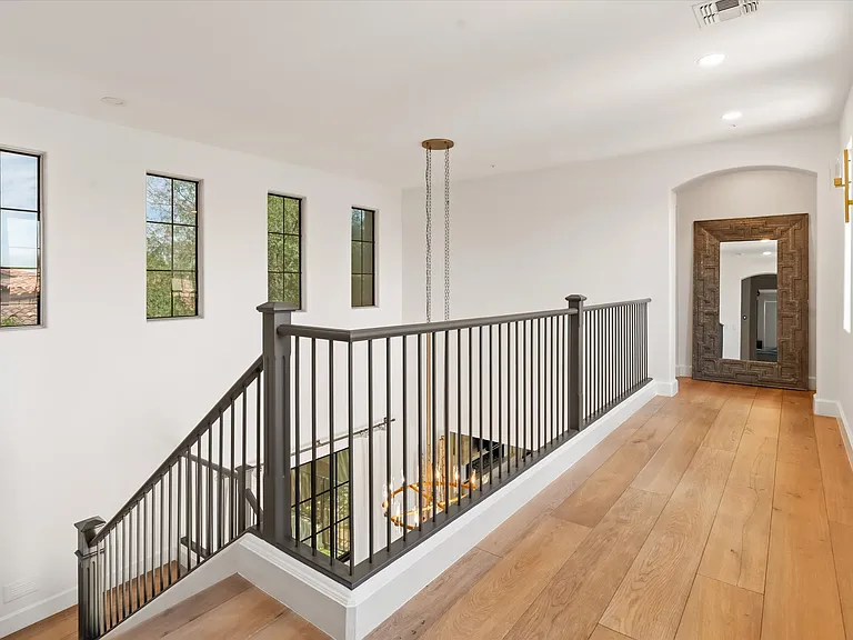 8280 E Tailfeather Dr — Photo 35