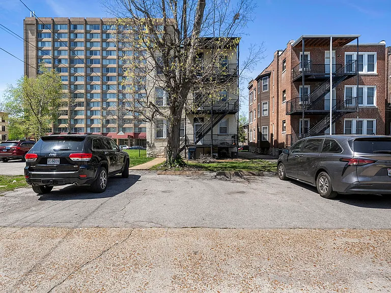 710 Westgate Ave #3 — Photo 23