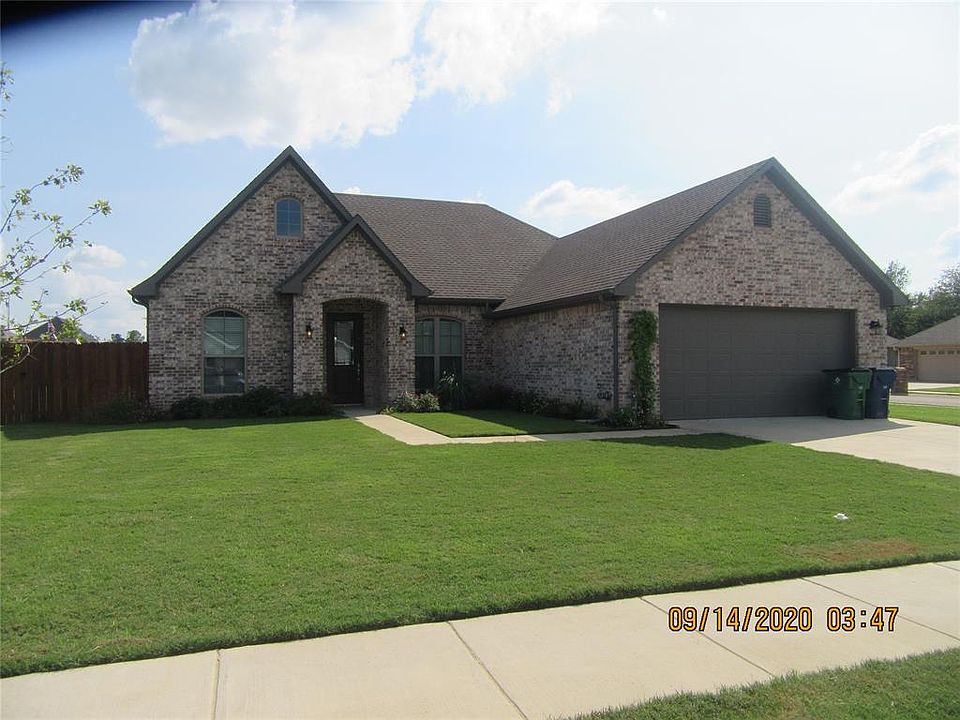 1st image of 119 Wildflower Dr