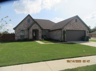 119 Wildflower Dr, Whitesboro, TX 76273
