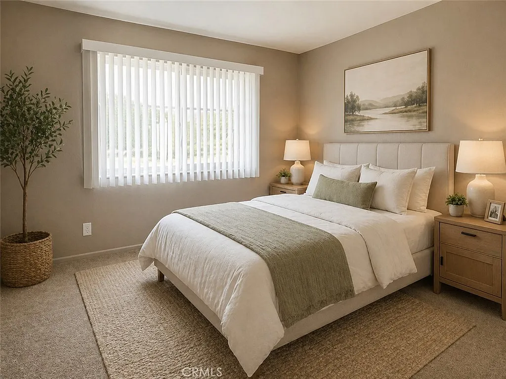 3 bed, 1.5 bath, 1300 sqft, $2,595 — Photo 3