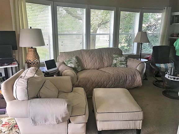 3rd image of 1281 Buena Vista Dr #1281