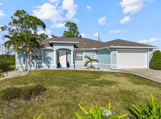8 Abaft Pl, Placida, FL 33946