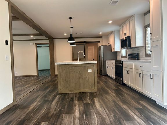 5th image of 1322 Century Plaza Dr #617