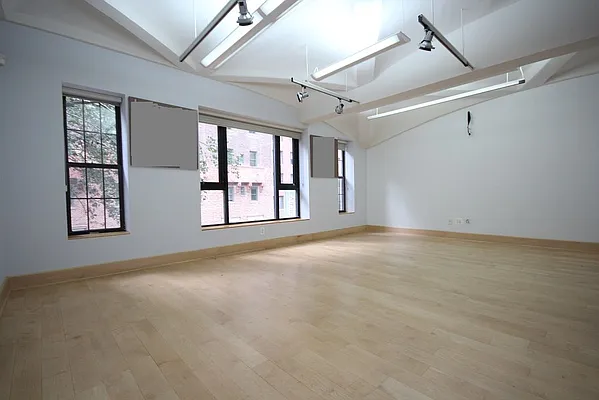 Rented by Citi Habitats | media 14