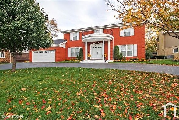 1st image of 1431 Heather Hill Cres