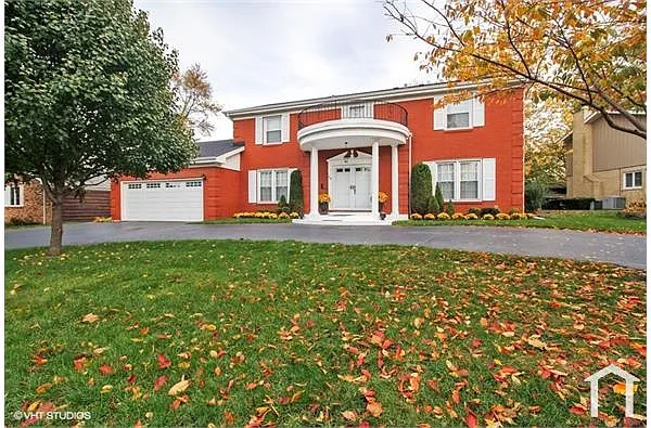 1431 Heather Hill Cres photo 1