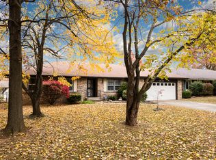 1635 W Katella St, Springfield, MO 65807