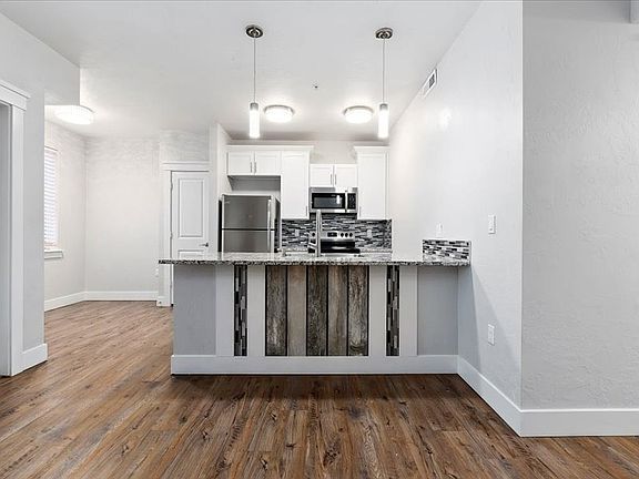 2x1 Kitchen Dining