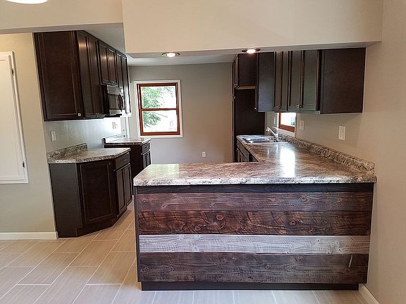 3rd image of 1519 N 15th Ave