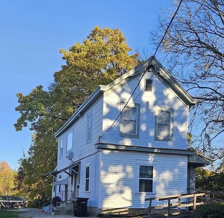1st image of 5637 Abbottsford Ave