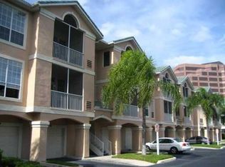 1203 Bay Club Cir, Rocky Point, FL 33607