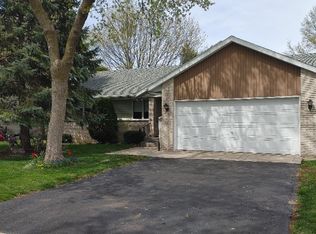 1531 Ruby St, Belvidere, IL 61008