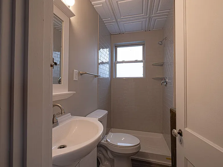 4828 Liberty Ave. — Photo 15