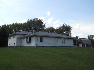 2139 Cleveland Rd, Colona, IL 61241