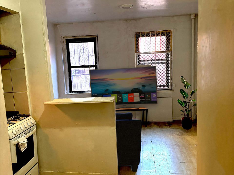 1st image of 66 E Broadway APT 4