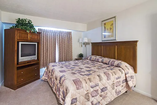 6847 Country Club Dr photo 1
