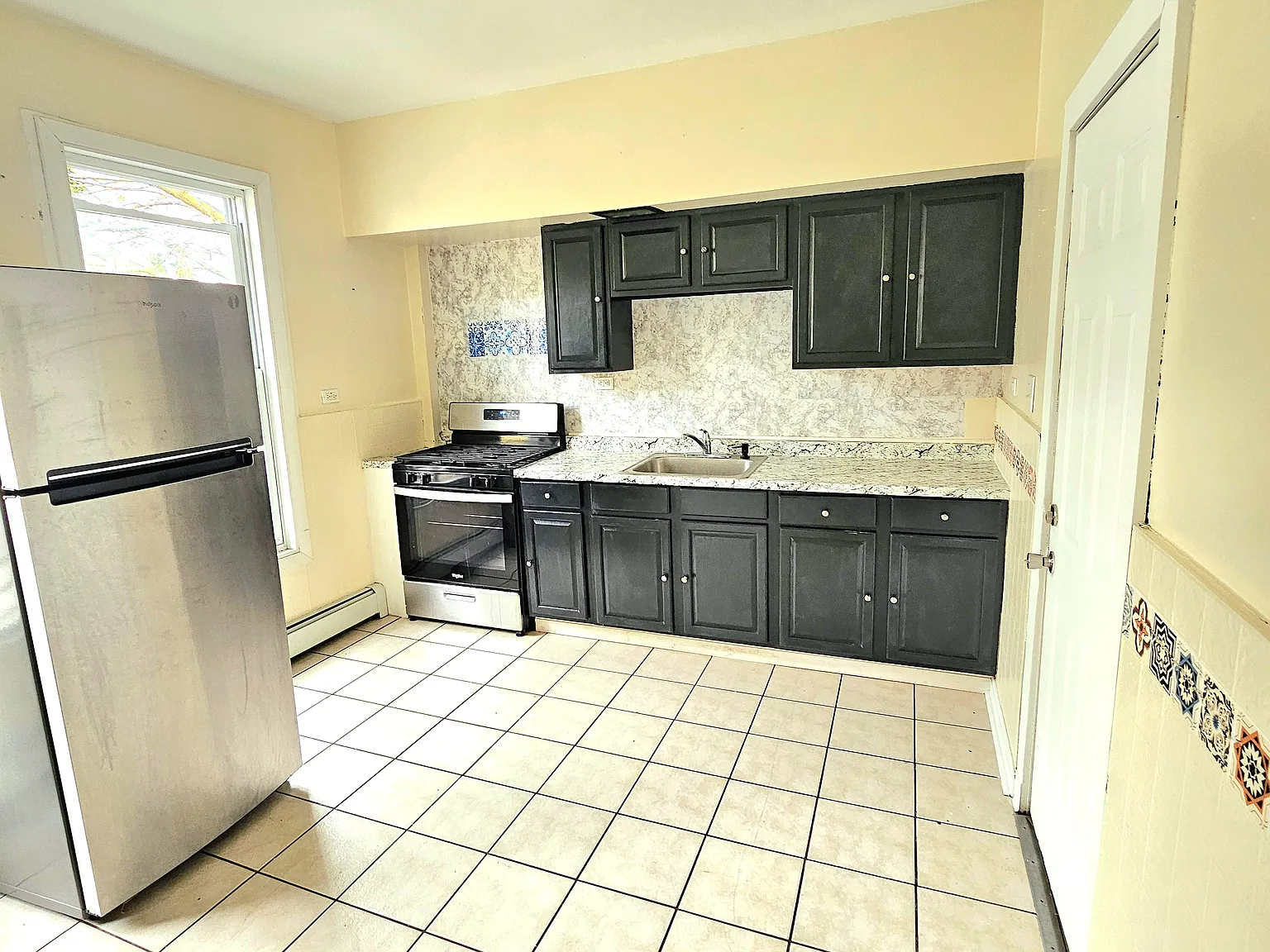 2 bed, 1014 sqft, $1,850 — Photo 4