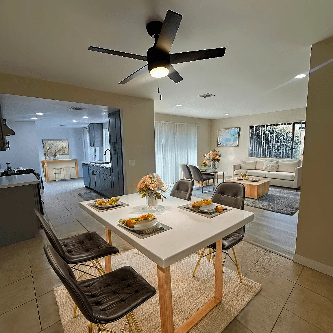 Coventry Square Apartments — Photo 1