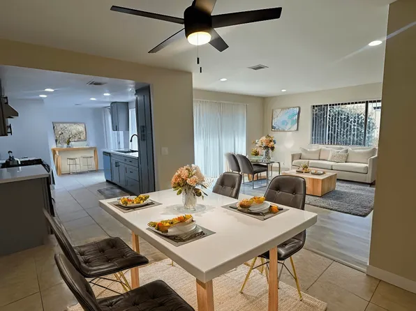 Coventry Square Apartments