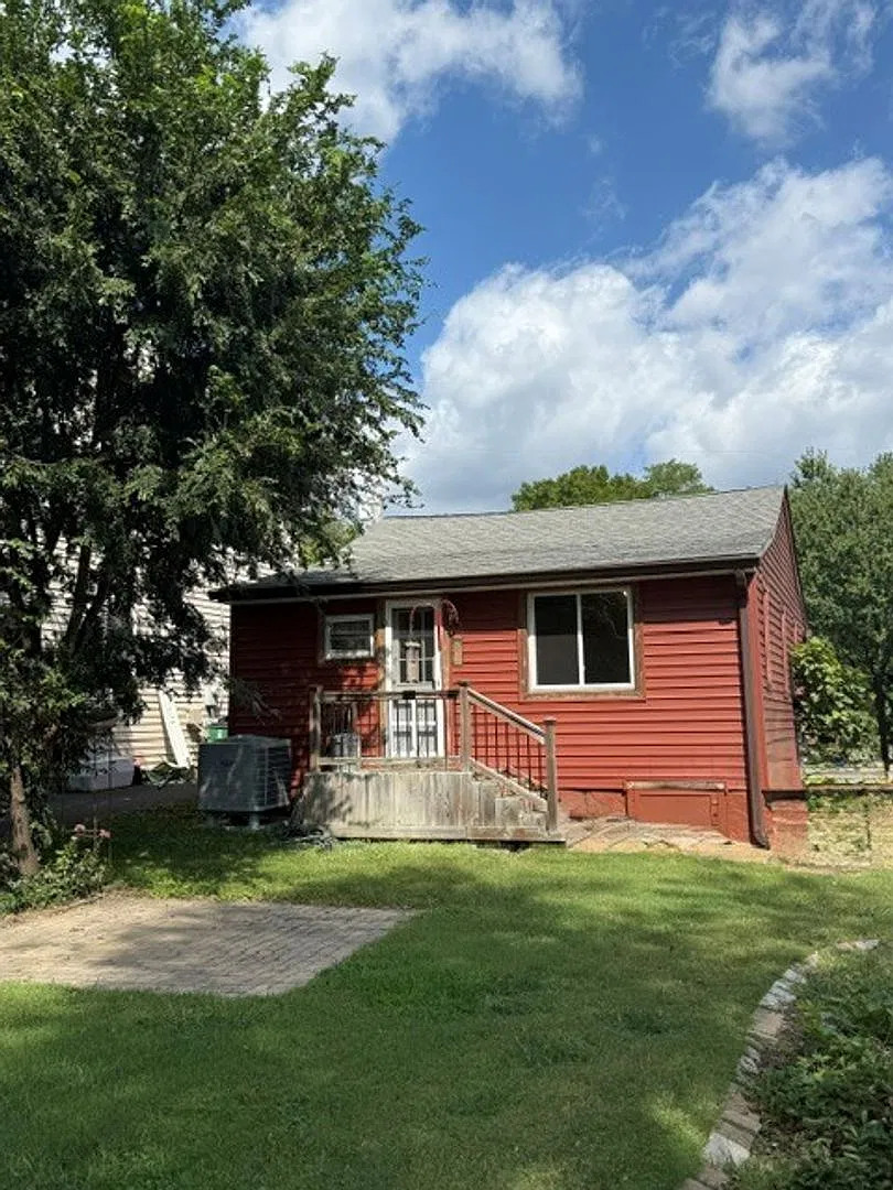 Coming Soon! Adorable single family home with huge yard in Annapolis! — Photo 2