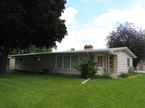 2229 Lakeside Pl, Green Bay, WI 54302