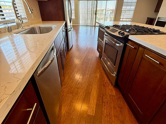 5th image of 308 Pershing Dr APT D