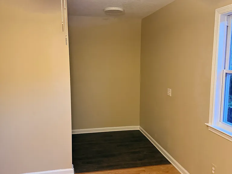 734 Legion Dr #9 — Photo 2