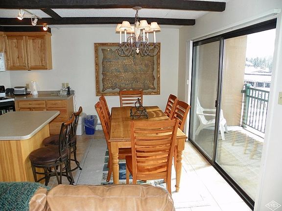 4th image of 508 E Lionshead Cir #302