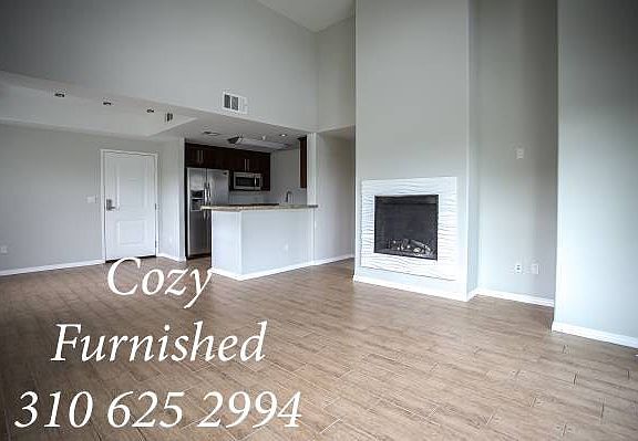 3rd image of 11925 Kling St APT 108A