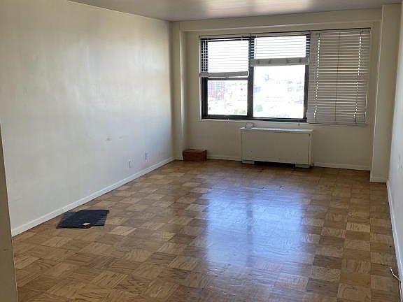 4th image of 225 Saint Paul Ave #14B