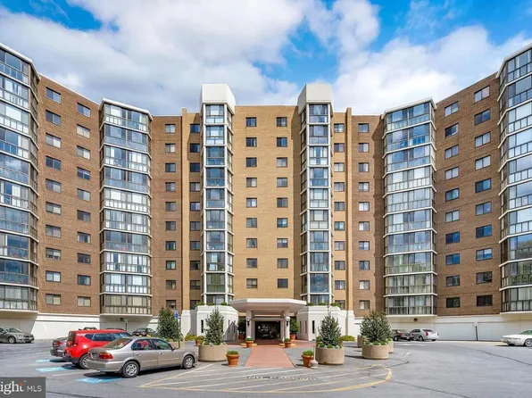 15100 Interlachen Dr #1-709, Silver Spring, MD 20906