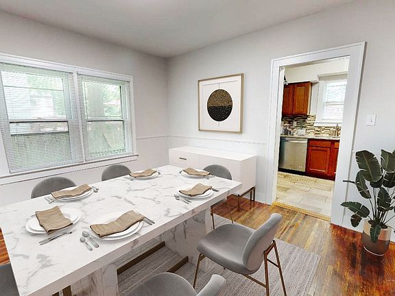 2nd image of 213 Clinton Heights Ave
