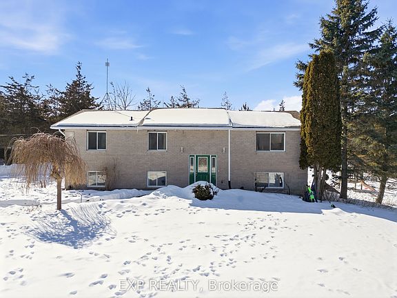 2nd image of 15 McIntyre Rd