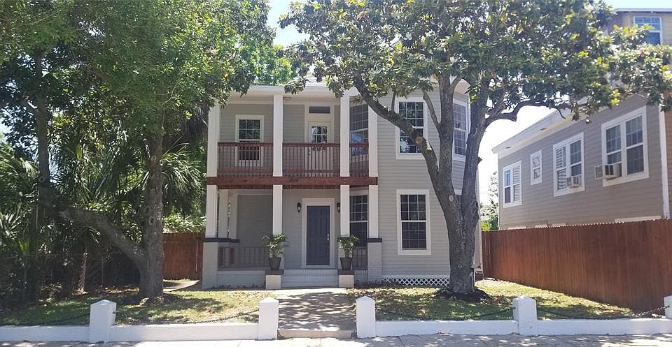1st image of 2717 Bernardo De Galvez Ave