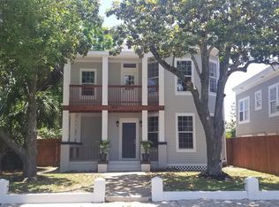 2717 Bernardo De Galvez Ave, Galveston, TX 77550