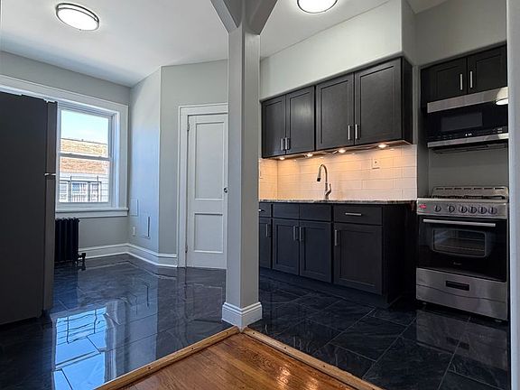 2nd image of 248 Orange Pl APT 34