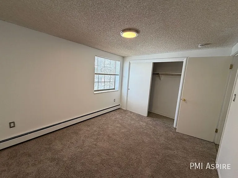 3305 S Clarkson St #201 — Photo 6
