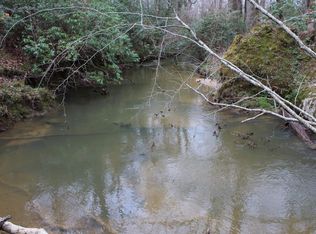 210 Sparrow Dr, Trenton, GA 30752