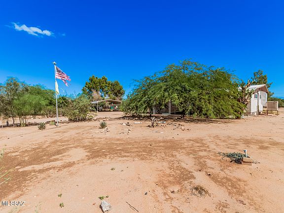 3rd image of 16630 W Placita Ninos