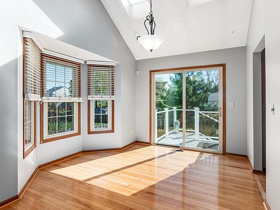 5th image of 1113 Tarragon Dr