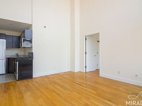 3rd image of 636 E 11th St Ph B