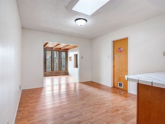 4th image of 2856 Calle Princesa Juana