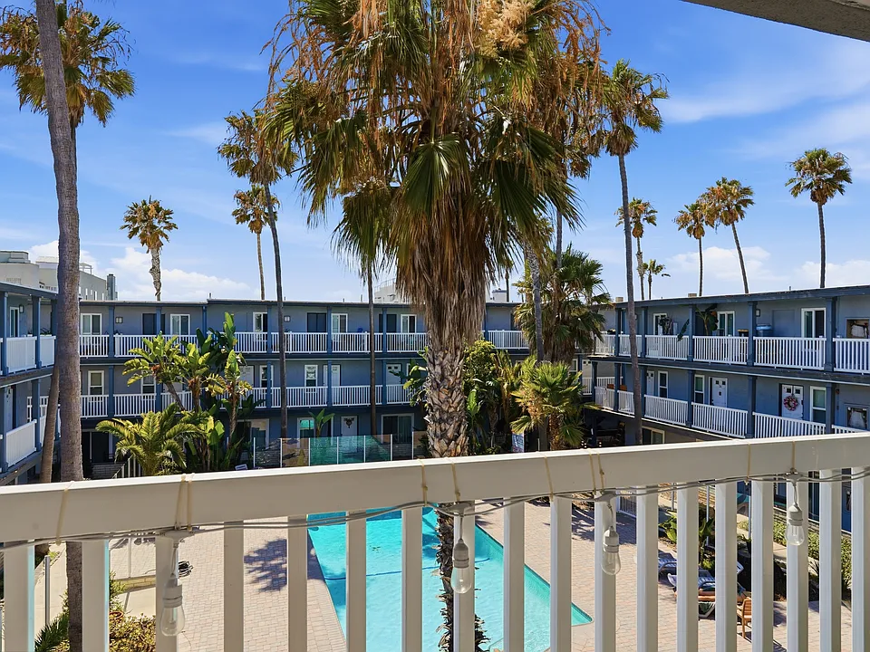 1111 Seacoast Dr #46
