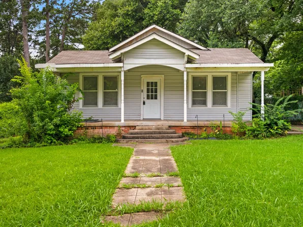 109 Claiborne St, Pineville, LA 71360