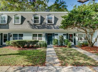 1718 Belleair Forest Dr, Belleair, FL 33756